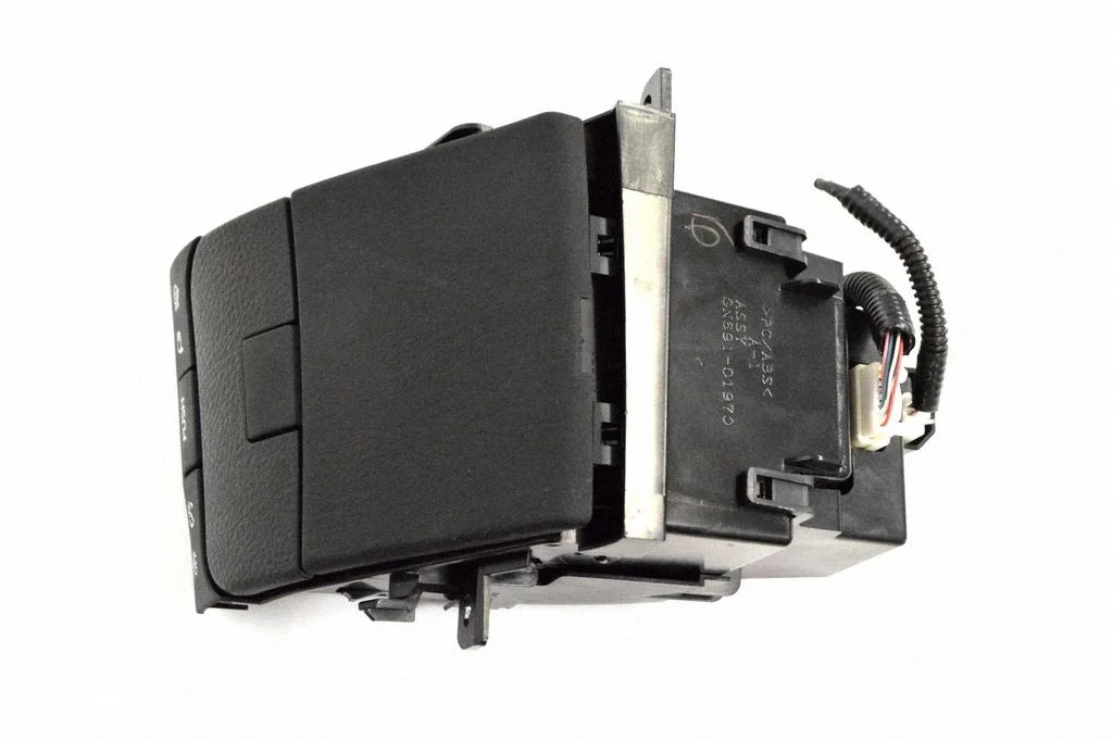 A set of switches – Lexus GS 300 350 430 450H (2005-2012)