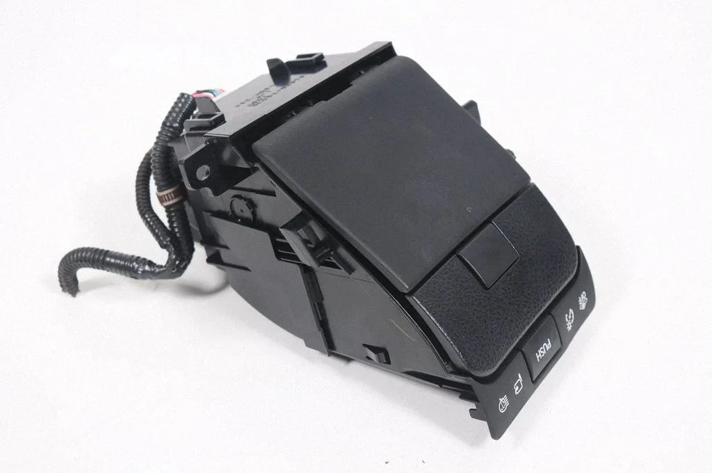 A set of switches – Lexus GS 300 350 430 450H (2005-2012)