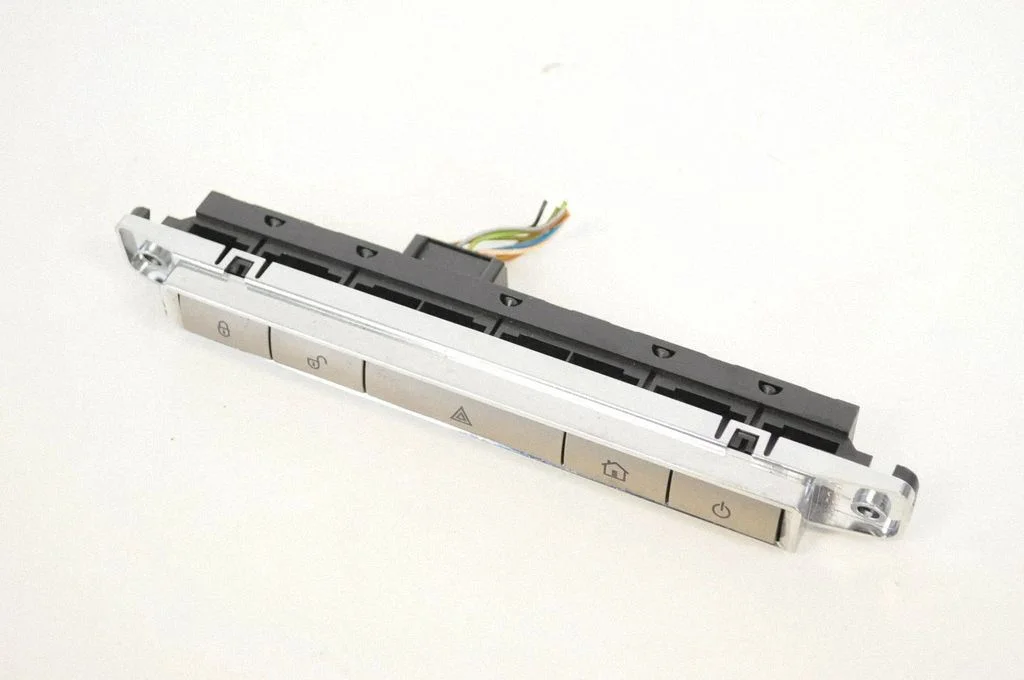 Slēdžu komplekts 8X2311B650AB
