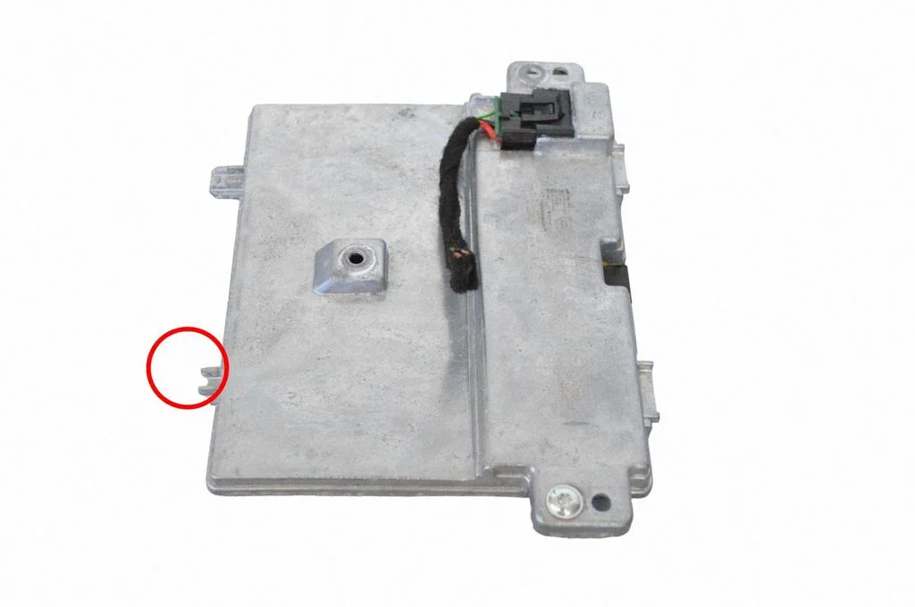 Wireless charging module – Tesla Model Y (2020-)