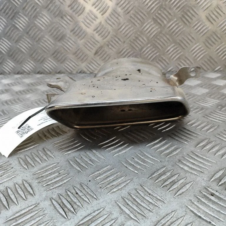 Muffler ending – Mercedes-Benz CLS-Class C218 X218 (2011-2017)