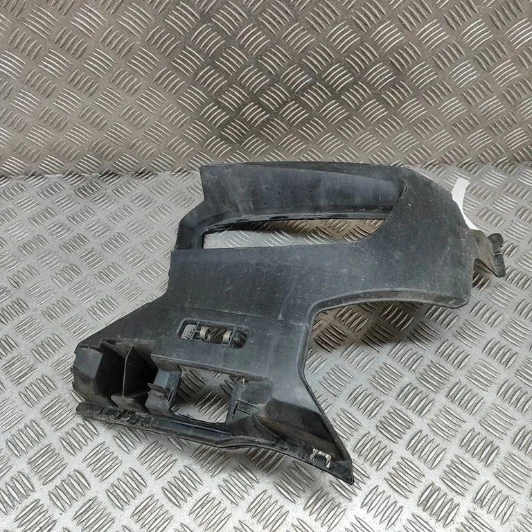 Fog light bracket 7906188