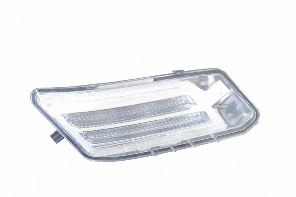 LED dienas gaismas lukturis – priekšējā kreisā
