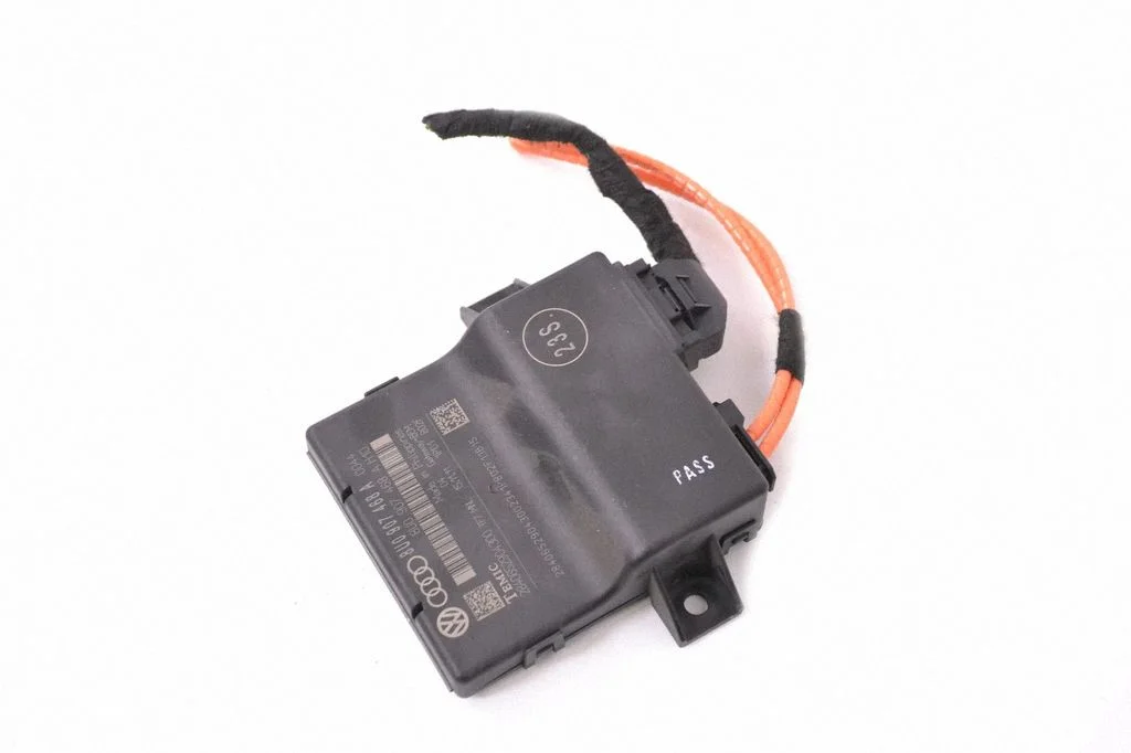 Gateway control module 8U0907468A