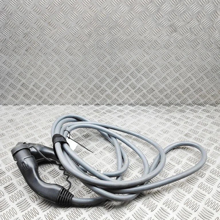 Elektromobiļa uzlādes vads 8490580
