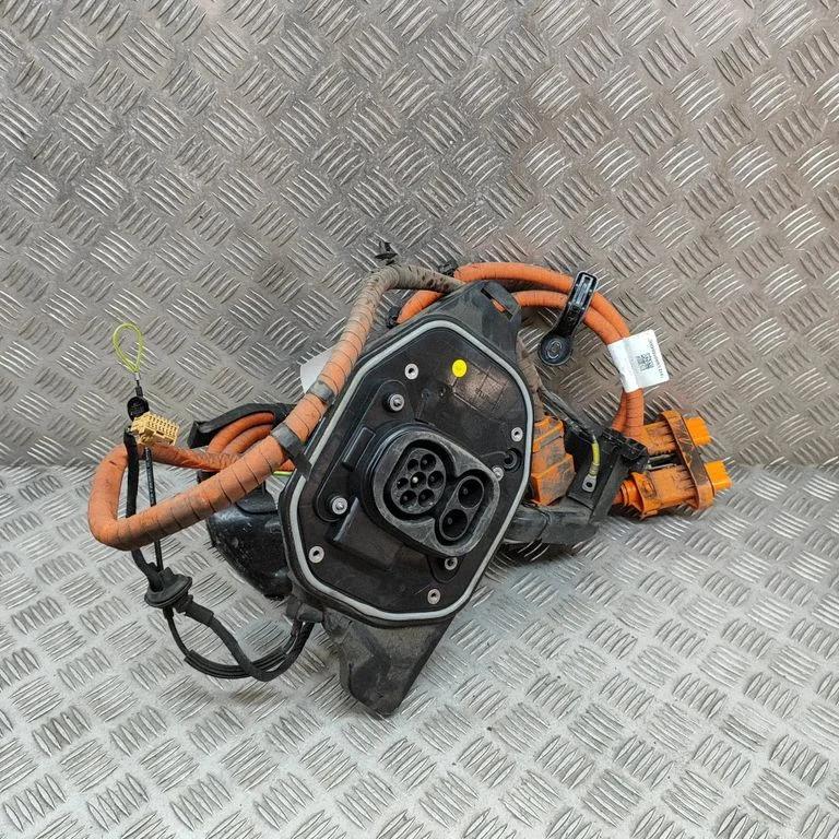 Kabel do ładowania auta elektrycznego 1EA915651C