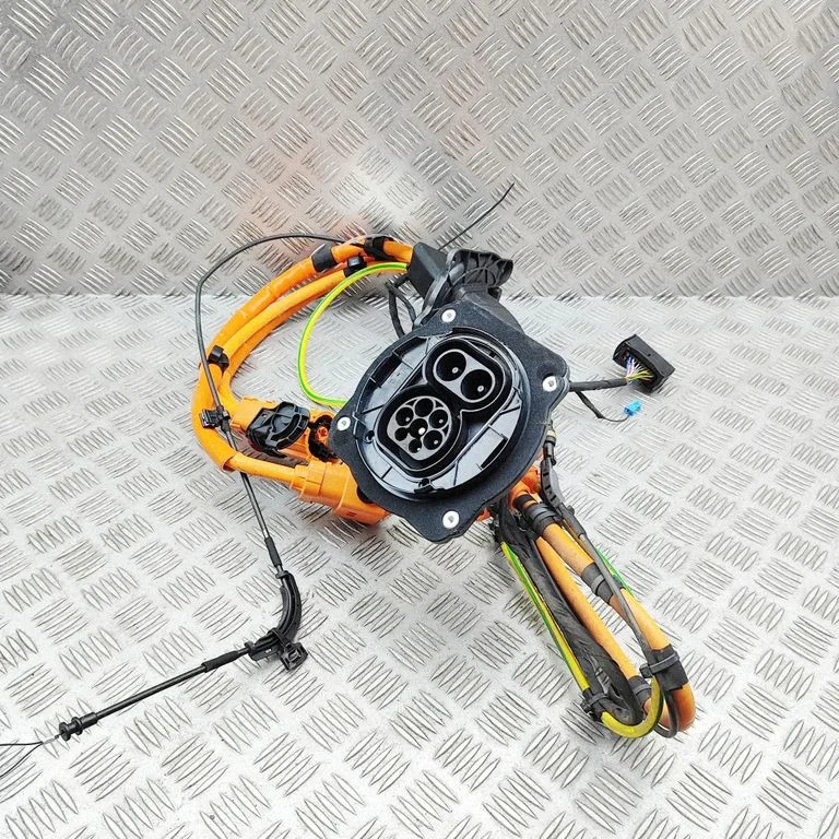 Elektriauto laadimiskaabel A1675407048