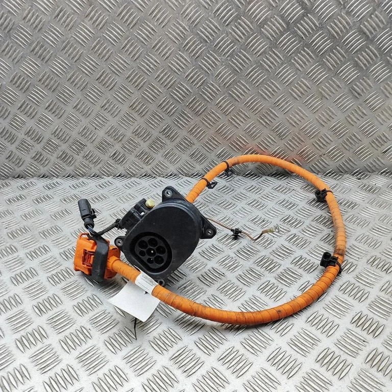 Elektromobiļa uzlādes vads 9JA971106P