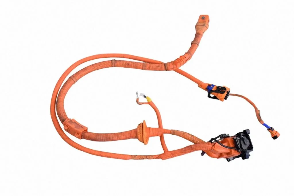 Kabel do ładowania auta elektrycznego HKV0257140