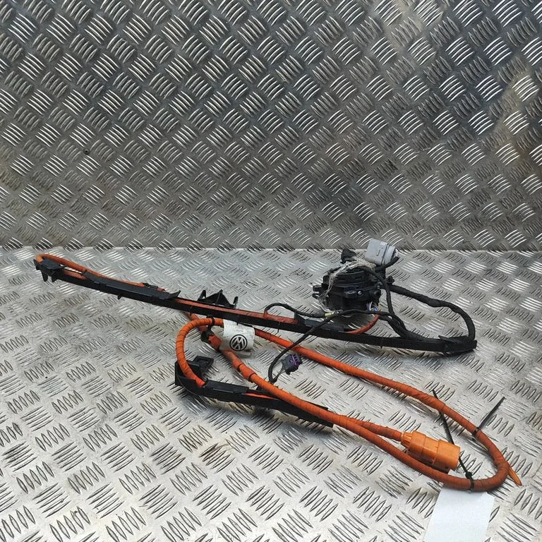 Elektromobiļa uzlādes vads 12E915651D