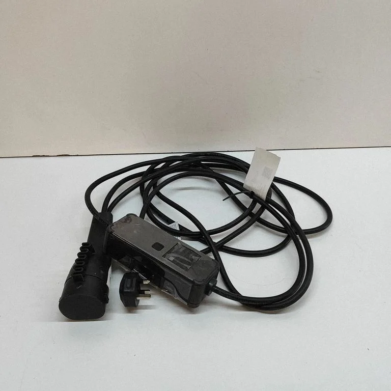 Electric car charging cable 91686GI060DD