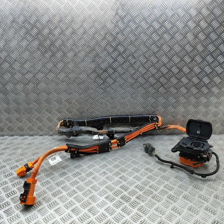 Elektriauto laadimiskaabel N8E210C756BD