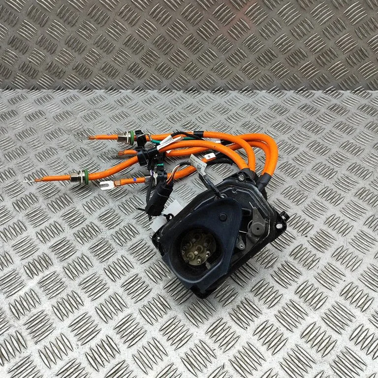 Elektromobiļa uzlādes vads 106534810B