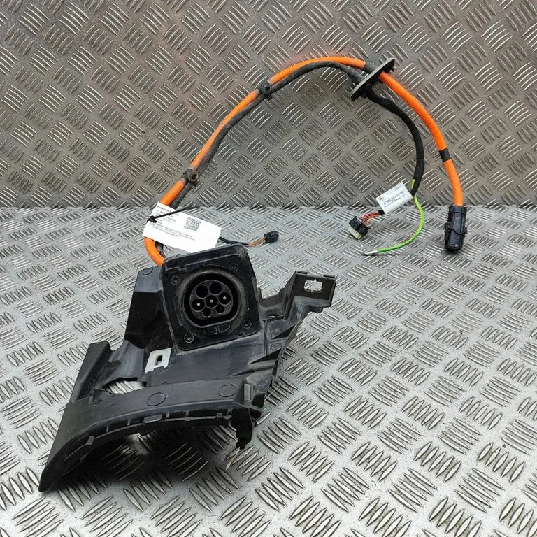 Elektromobiļa uzlādes vads A2058852865