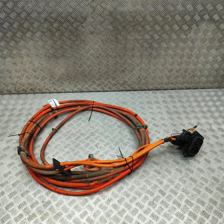 Electric car charging cable 1306179200