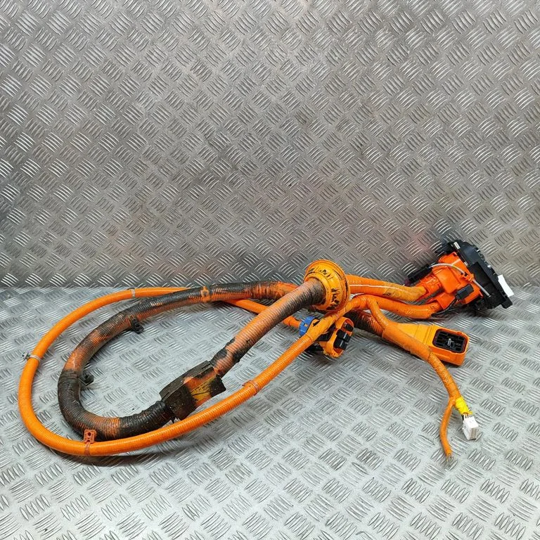 Electric car charging cable 91684CV010A