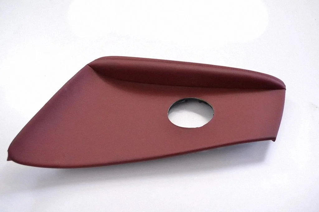 Coupe rear side trim panel A2057270000