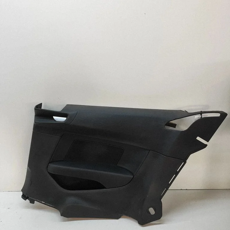 Coupe rear side trim panel 8W6867388
