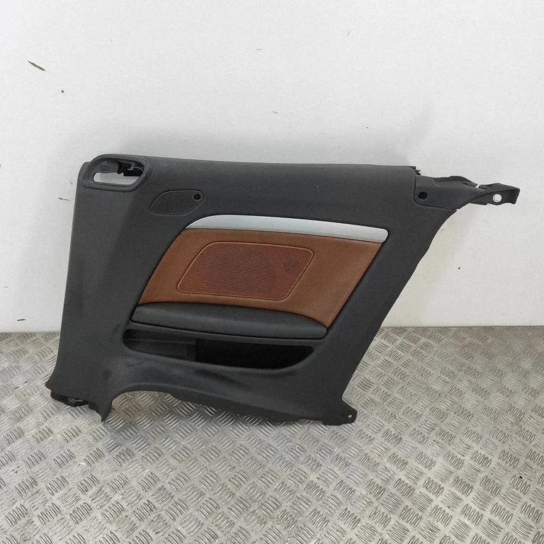 Coupe rear side trim panel 8F0867036