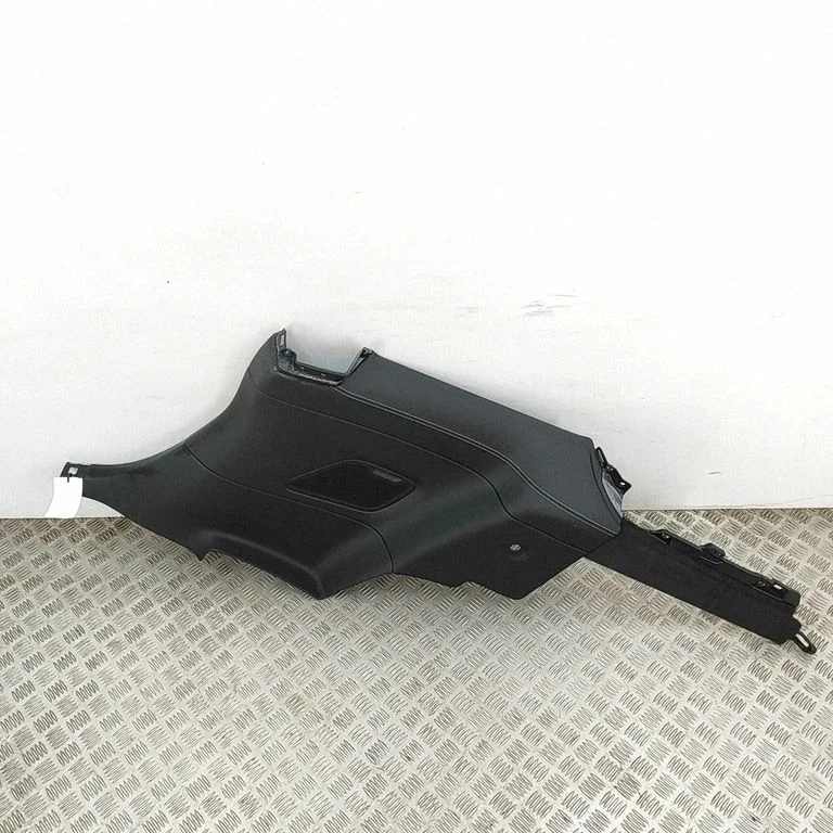 Coupe rear side trim panel – Porsche 911 992 (2019-)