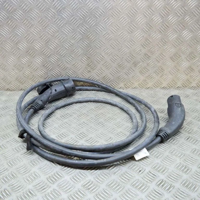 Elektriauto laadimiskaabel 880694