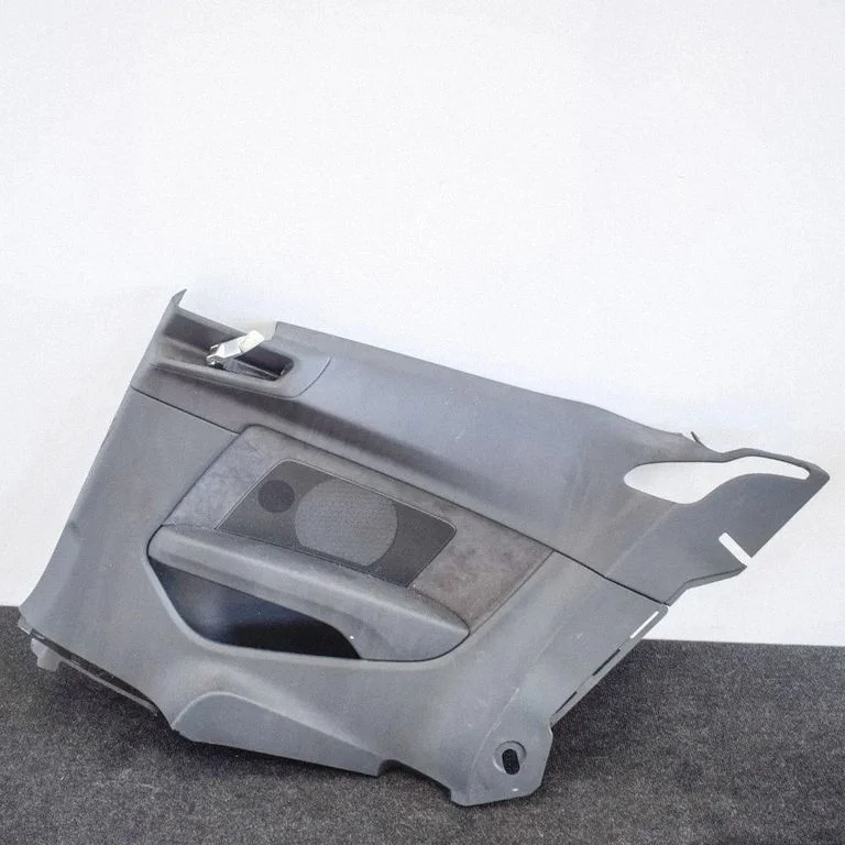 Coupe rear side trim panel 8W6868606