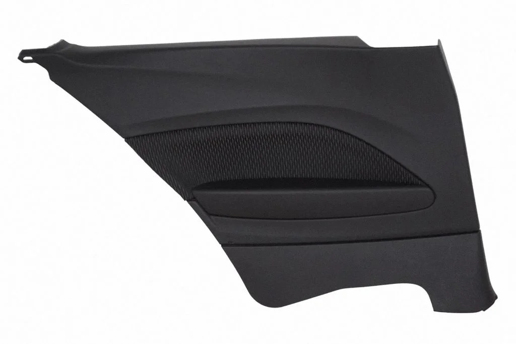 Coupe rear side trim panel 7311469