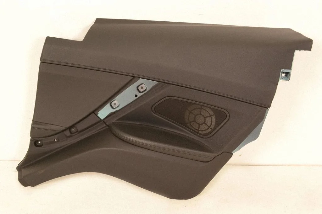 Coupe rear side trim panel 9198591