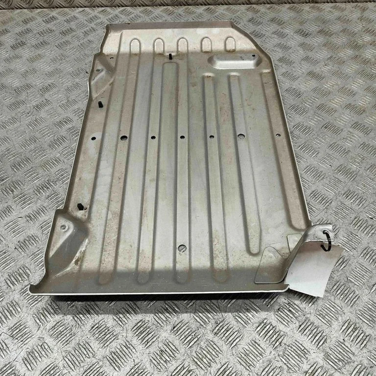 Side bottom protection 7T0825281C