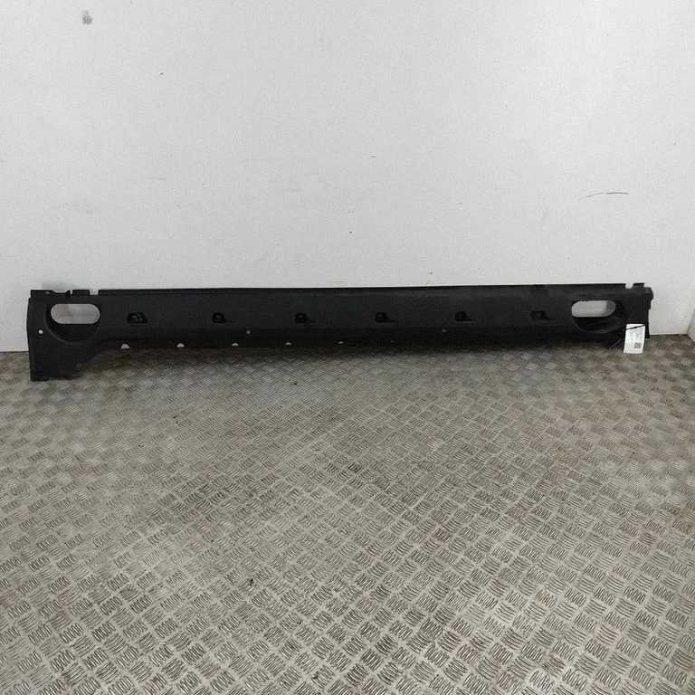 Side bottom protection 4KE825207