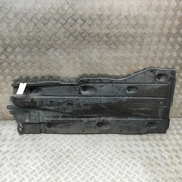 Side bottom protection 5Q0825272A