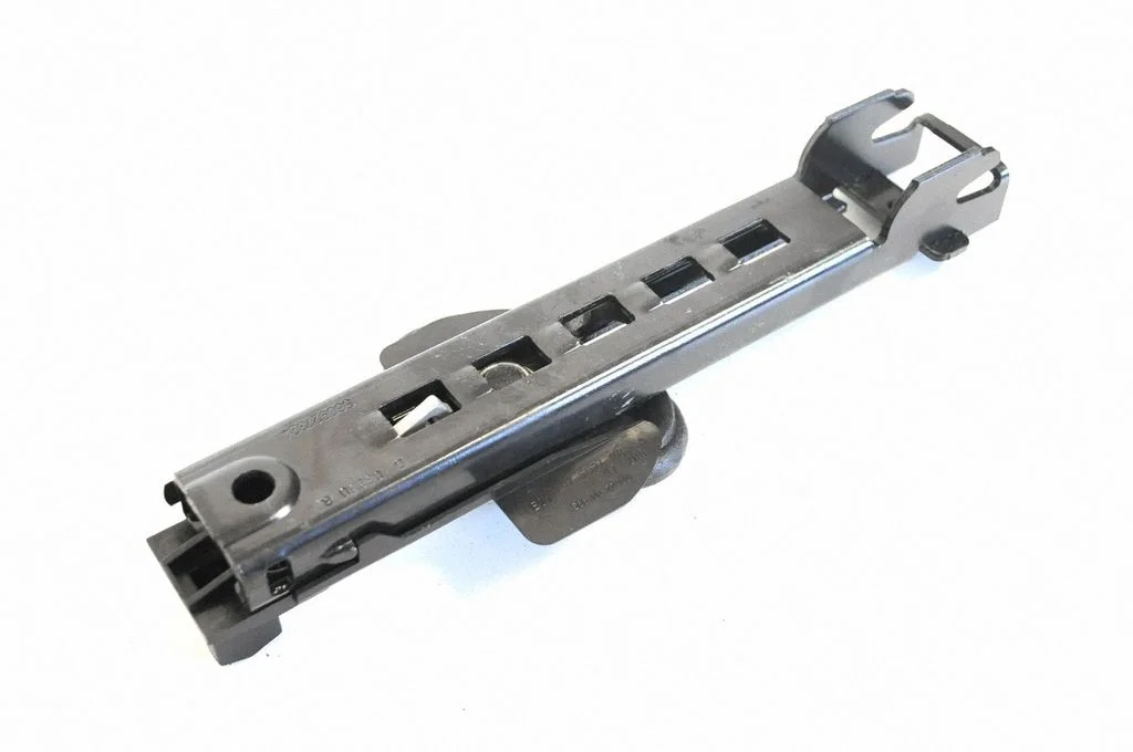 Seat belt height adjuster – Audi A4 Allroad B8 (2008-2016)