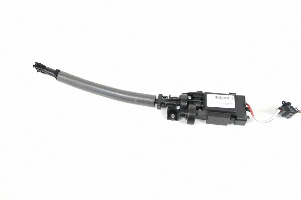 Seat belt height adjuster – Audi A8 S8 D4 4H (2010-2016)