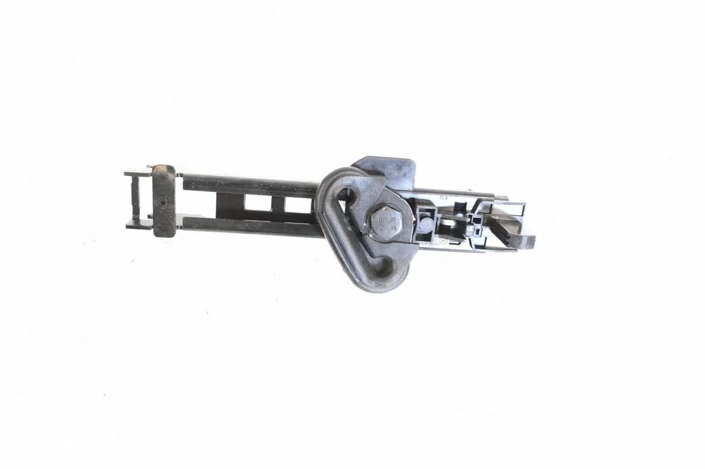 Seat belt height adjuster – Audi A6 Allroad C6 (2006-2011)