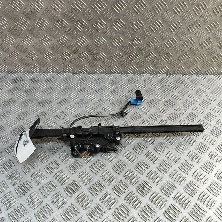 Regulator wysokości pasa A2058600282
