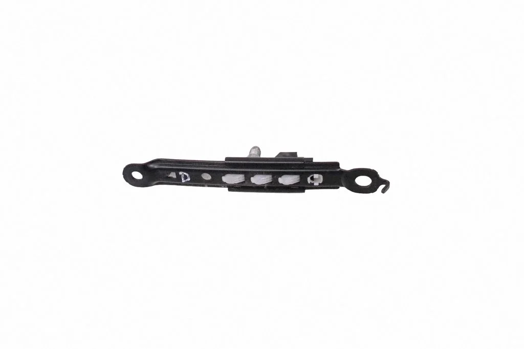 Seat belt height adjuster – front right