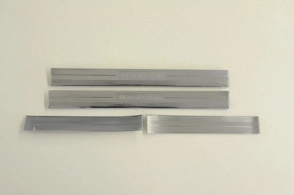 sill trim set (inner) – Mercedes-Benz CLS-Class C219 (2003-2011)