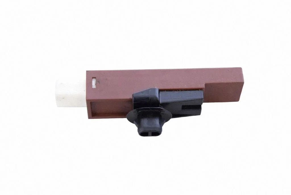 Bezatslēgas sistēmas antena V4D13103253