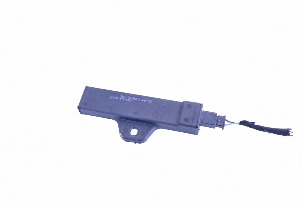 Bezatslēgas sistēmas antena 9220832