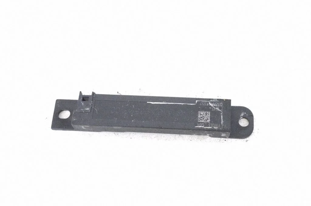 Keyless system antenna A1679054700