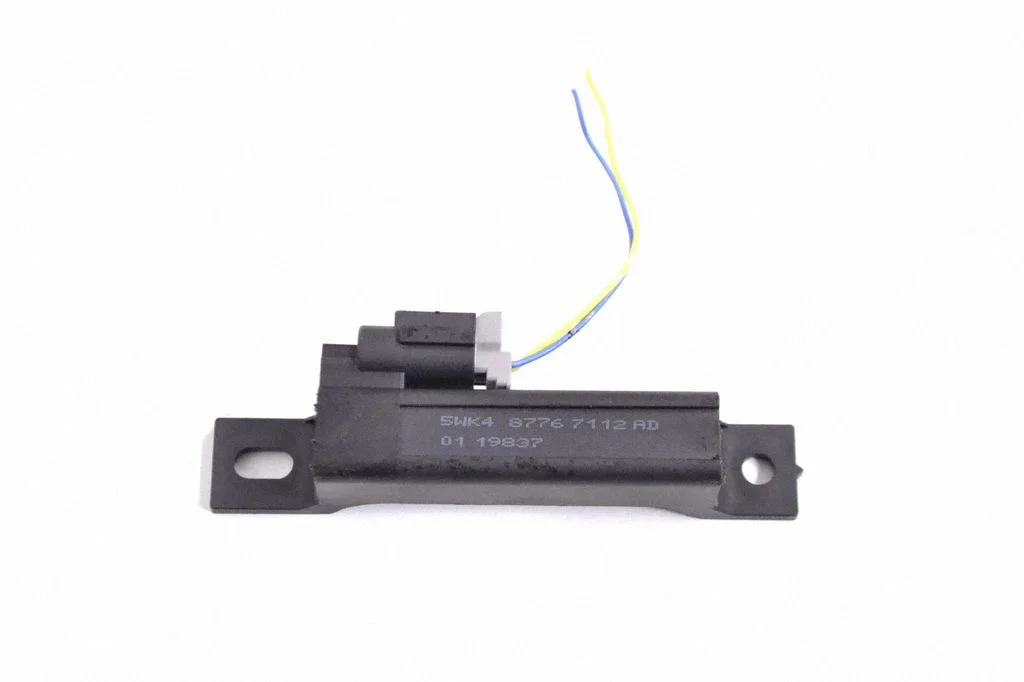 Antena systemu bezkluczykowego – Nissan X-Trail T32 (2014-2021)