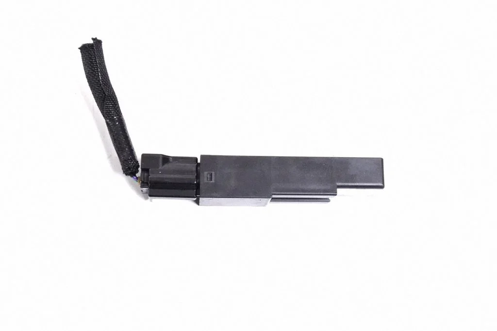 Bezatslēgas sistēmas antena – Mazda CX-5 (2012-2017)