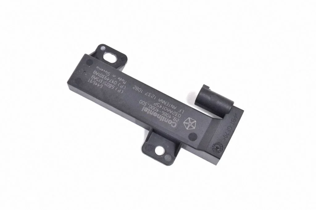 Keyless system antenna P68051315AB