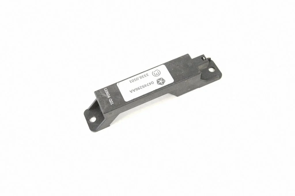 Antena systemu bezkluczykowego 04749296AA