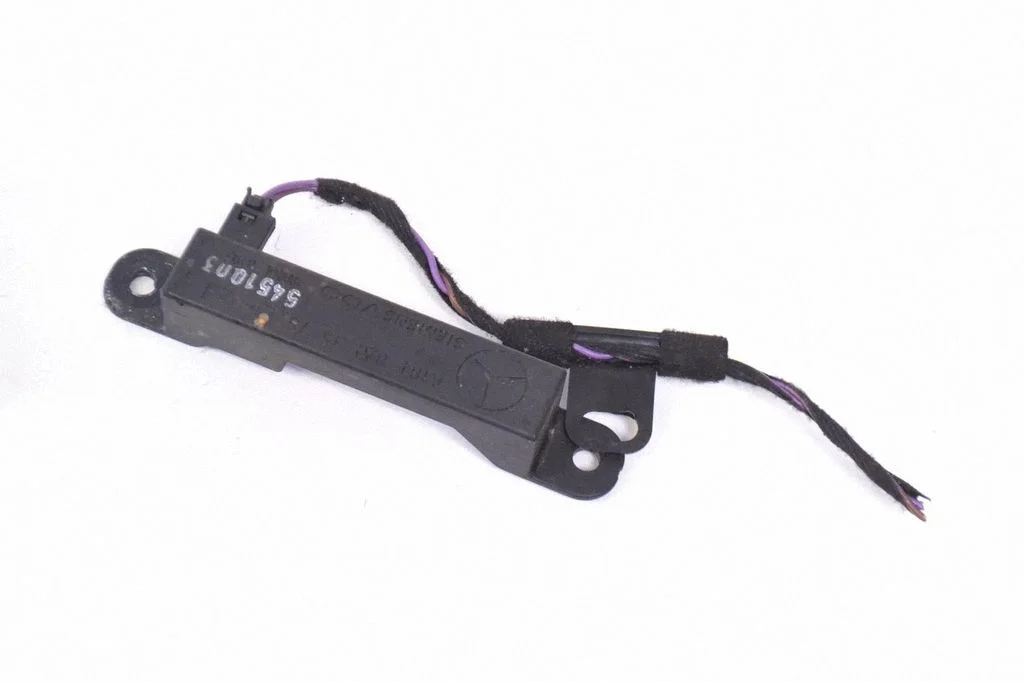 Keyless system antenna – Mercedes-Benz S-Class W221 (2005-2013)