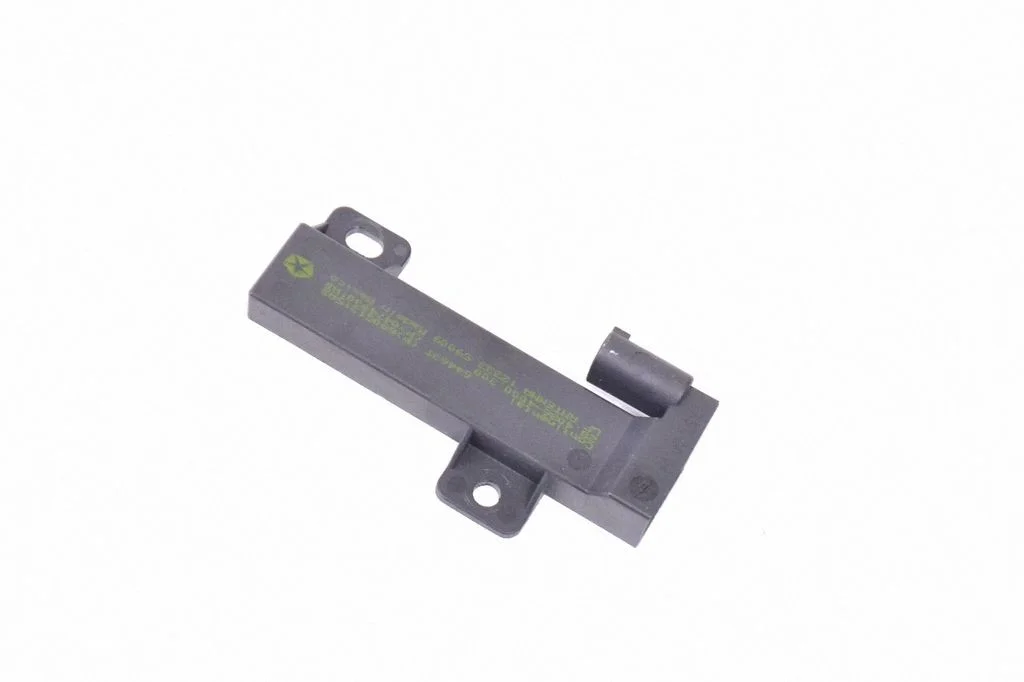 Keyless system antenna – Chrysler 300C (2011-)