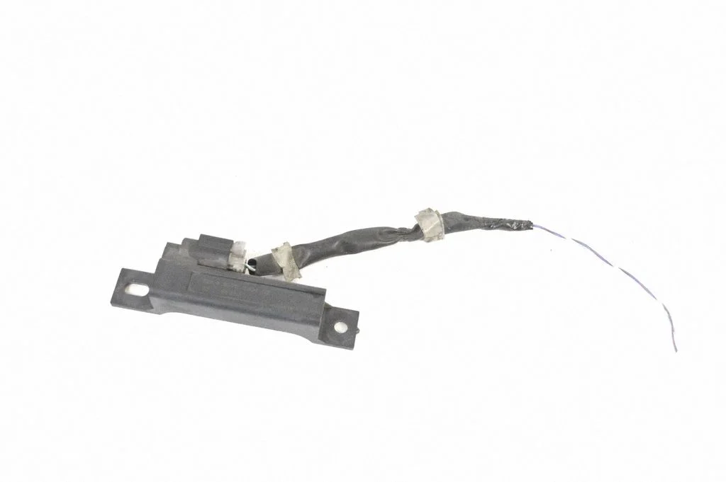Bezatslēgas sistēmas antena 87755034