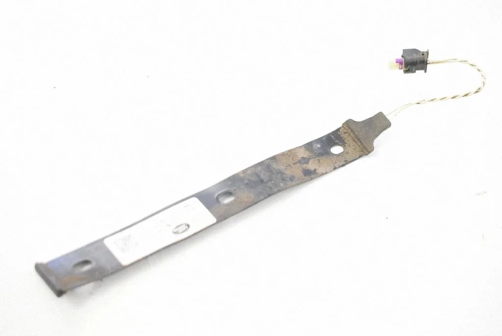 Bezatslēgas sistēmas antena FK7214E108AA