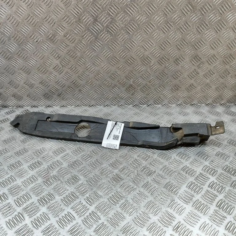 Sound insulation of firewall J8A216114A
