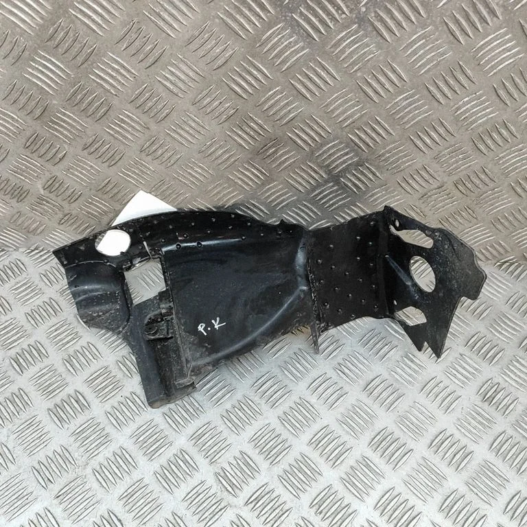 Sound insulation of firewall A1675240100